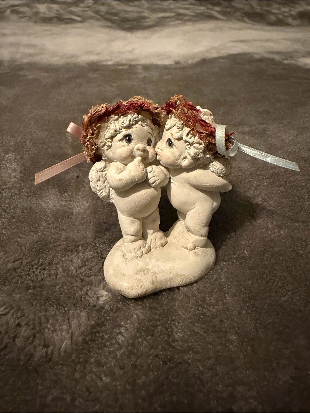 Dreamsicles “Stolen kiss” cherub angles